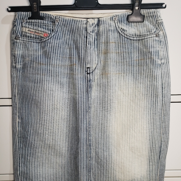 πFall Fashion, HPπVintage denim pencil fit skirt - Picture 3 of 9